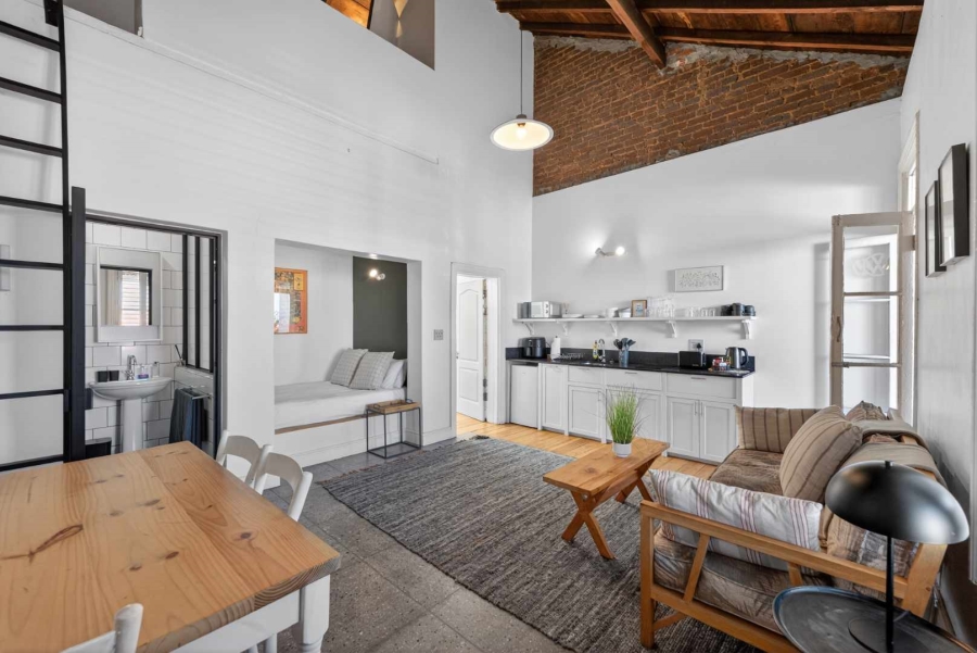 4 Bedroom Property for Sale in Woodstock Western Cape